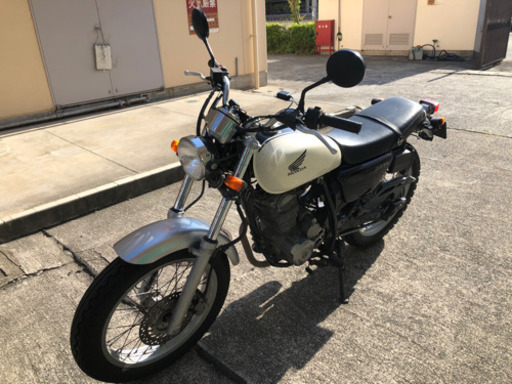 ホンダ　CB223S