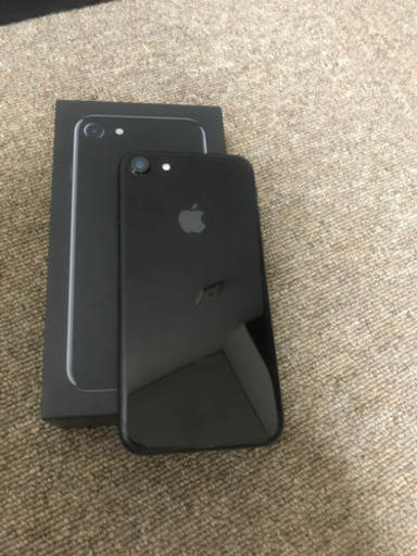 iPhone 7 Jet Black 256 GB 海外SIMフリー