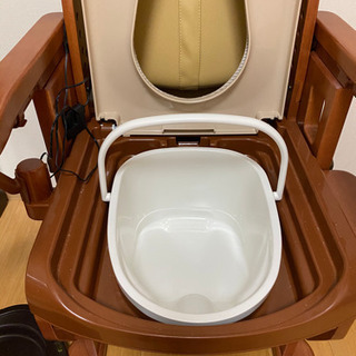 家具調トイレセレクトR はねあげ快適脱臭　介護用品　災害時　ポータプルトイレ　簡易トイレ