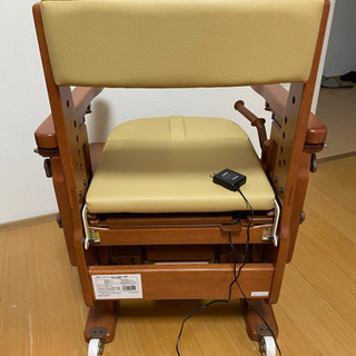 家具調トイレセレクトR はねあげ快適脱臭 介護用品 災害時
