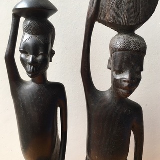 新品　海外旅行みやげ　マサイ族　木彫　木製　置物　アジアン