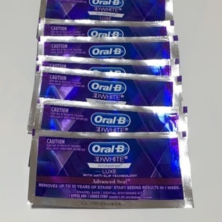 ホワイト二ングシート7枚 Oral-B 3D White クレスト