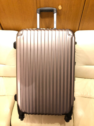 引取り確定【キャリーバック】数万円で購入したキャリーバック、旅行バック、キャリーケース