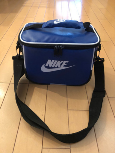 Nike 保冷バッグ 5l サーモス 花音 京都のその他の中古あげます 譲ります ジモティーで不用品の処分 Nike 保冷バッグ 5l サーモス 花音 京都のその他の中古あげます 譲ります ジモティーで不用品の処分