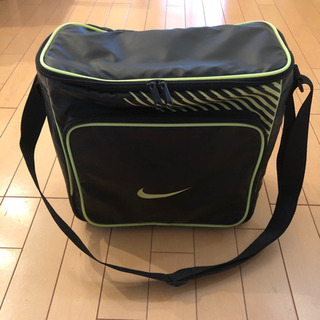 NIKE 保冷バッグ 15L サーモス