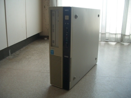 省スペース型 NEC製デスクトップPC