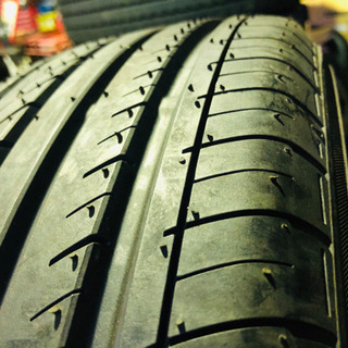 【夏タイヤ】205/60R16