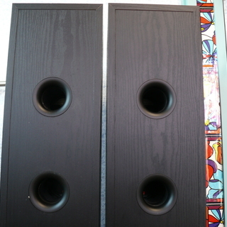 元値８万円の高級オーディオスピーカーを半額以下で　DALI  SPEKTOR6ブラック(ペア)