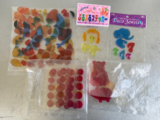 格安で ジェル ジェム等ジェルシール大量 季節のデコレーション シール イベントなどに 節約 Com 神戸のその他の中古あげます 譲ります ジモティーで不用品の処分