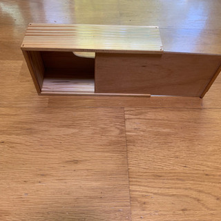 木製のティッシュ箱