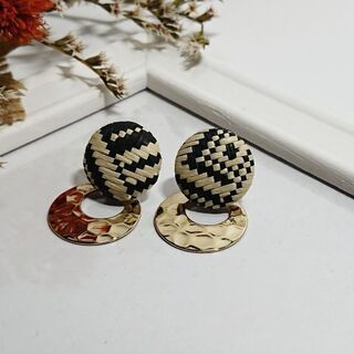 ハンドメイド ＊ ラタンとメタルフープのピアス