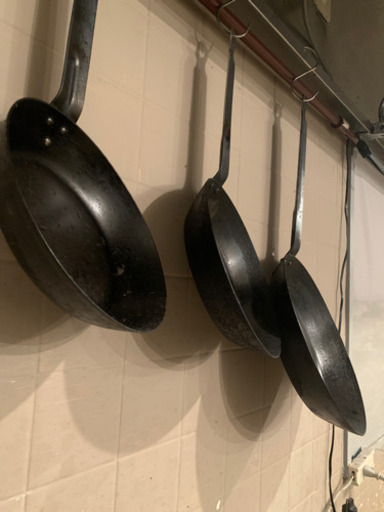 鉄フライパン プロ使用 本格的 オムレツ等セット タック 淀屋橋の調理器具の中古あげます 譲ります ジモティーで不用品の処分 鉄フライパン プロ使用 本格的 オムレツ等セット タック 淀屋橋の調理器具の中古あげます 譲ります ジモティーで不用品の処分