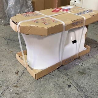 TOTO便器　アウトレット　未使用品