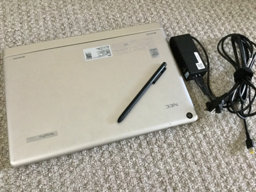 お絵かき出来る　NEC 2in1ノートパソコン