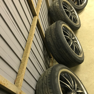 最終値下げ18インチ日産リーフに履いてたホイールです