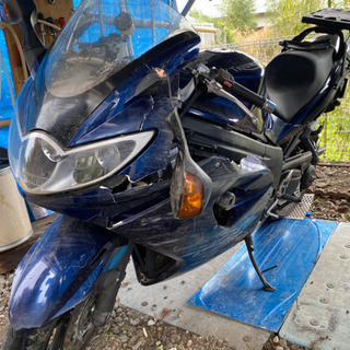 トライアンフ　スプリントst 1050