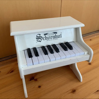 ☆ Schoenhut(シェーンハット ）ミニピアノ　トイピアノ☆