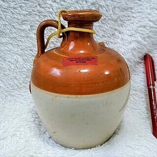 ★8万→5万に値下げ!!43年前の古酒!!スコッチウイスキー「Munro's King of Kings」陶器ボトル・750ml★ ☆8万→5万に値下げ!!43年前の古酒!!