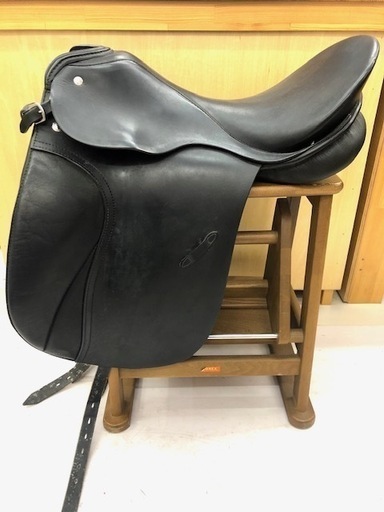 乗馬 鞍　馬具　PASSIER　GG　16.5インチ　付属品付き