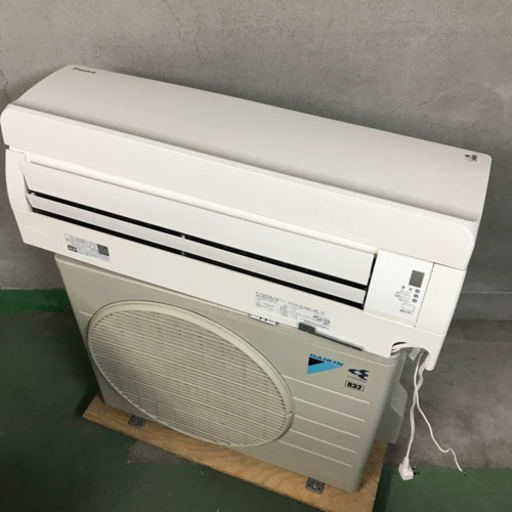 A18【工事費用込み】DAIKIN 10畳用エアコン AN28TFNS-W