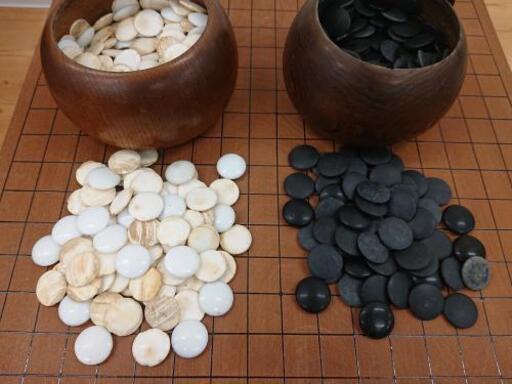 囲碁 碁盤と碁石 ハマグリ ボードゲーム ゆう 井口の囲碁 将棋 麻雀の中古あげます 譲ります ジモティーで不用品の処分 囲碁 碁盤と碁石 ハマグリ ボードゲーム ゆう 井口の囲碁 将棋 麻雀の中古あげます 譲ります ジモティーで不用品の処分