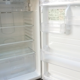 2012年製 SHARP/シャープ 2ドア 冷蔵庫 SJ-23W-N  定格容量228Ｌ