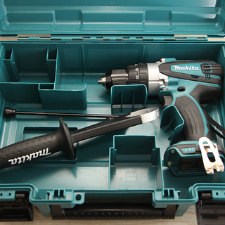 中古美品 makita マキタ　18V 充電式震動ドライバドリル　HP458D　本体＋ケース(D3543hwxY)