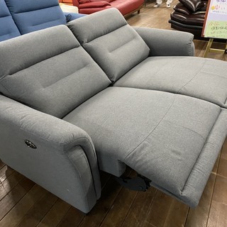2人掛け電動ソファー！メーカー上代だと18万円します！モーターも静か！ユッタリ座れて44800円です！ 2人掛け電動ソファー！メーカー上代だと18万円します！モーターも静か