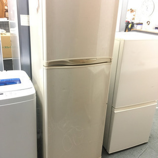 【シャープ‼️】2005年製冷蔵庫