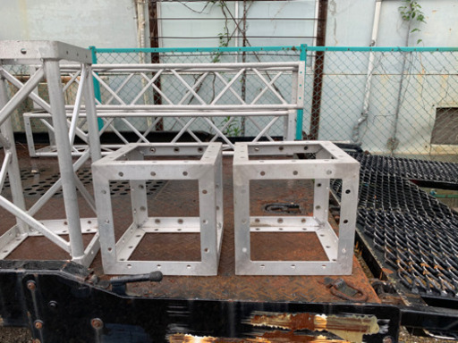 アルミトラス300角☆三角トラス☆イベント☆ステージ☆格闘技☆ボクシング☆リング☆直接引取限定☆北九州市 アルミトラス300角☆三角トラス☆イベント☆ステージ☆格闘技