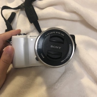 SONY a5100 ミラーレスカメラ