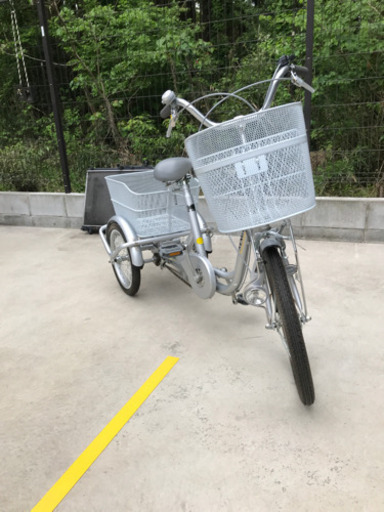 お取り引き中　値下げ！　３輪自転車　新古品　シニア　高齢者　お買い物　近隣配送可能