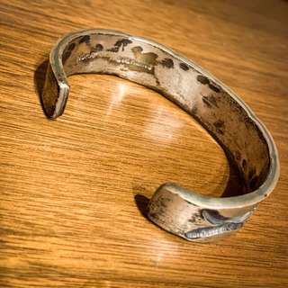 【希少】NORA BILL /ノラ・ビル ナバホ バングル シルバー925 NORAシルバーバングル（インディアンジュエリー Nora作 Sterling