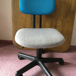 油圧式の椅子