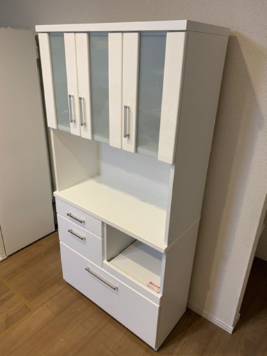 ニトリ　食器棚　キッチンボード　ホワイト  W880xD400xH1800mm