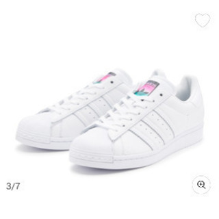 adidasスニーカー25.5