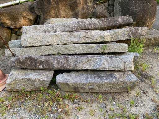 切石 敷石