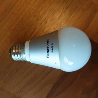パナソニック LED電球 7.2W(電球色相当) LDA7LG