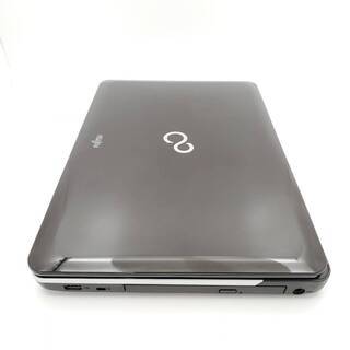ノートパソコン FUJITSU Core i5 SSD128G メモリ 8G Amazon.co.jp: FUJITSU 富士通 LIFEBOOK A574/M Core i5 8GB