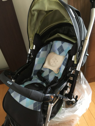 Aprica Laura  ベビーカー　美品