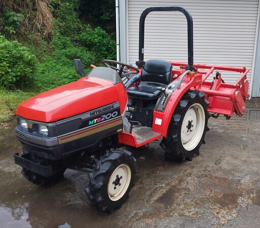 鹿児島発　20馬力　三菱トラクター　MTZ　200　逆転PTO　ダイヤクイックターン