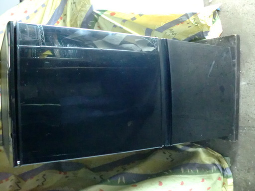 シャープ/ＳＨＡＲＰ　２ドア137Ｌ冷蔵庫　黒色　ＳＪ-14Ｘ-Ｂ　2013年　動作保証１週間付き　引き取り、配送可
