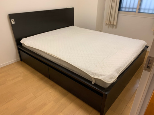 160cm クィーンサイズ  ベッド　IKEA