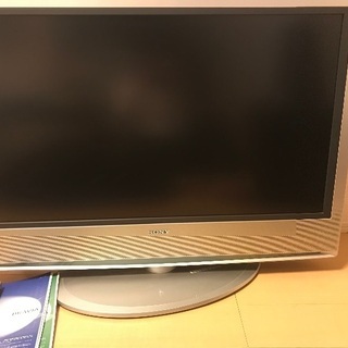 大画面液晶テレビ