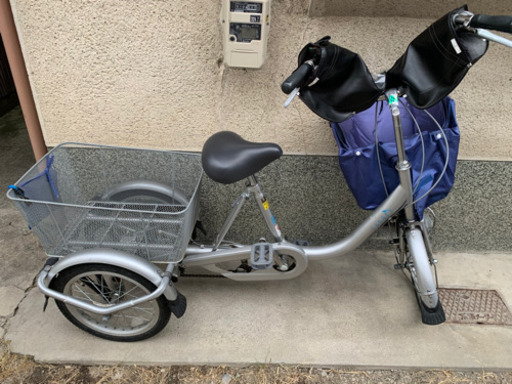 大人用三輪車