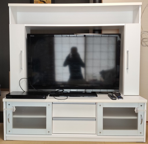 （売ります）テレビ、テレビ台、ブルーレイレコーダーのセット