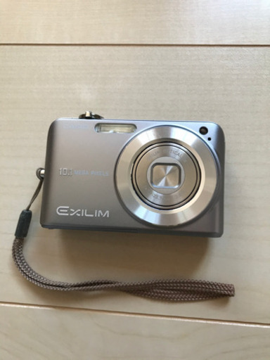 取引中　カシオ　デジカメ完品　CASIO EXILIM ZOOM EX-Z1080GY