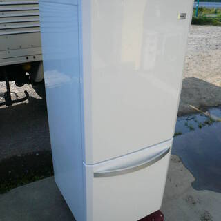 Haier 138リットル2ドア冷凍冷蔵庫 ホワイト JR-NF...