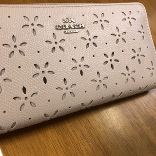 コーチ　長財布　限定