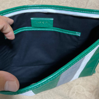 他アプリで商談中　早い者勝ち　BALENCIAGAのクラッチバッグ　23日に売れます。 他アプリで商談中 早い者勝ち BALENCIAGAのクラッチバッグ 23日に売れ